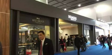 老板，我們也該換換了！廣州辦公家具展開(kāi)幕@BOSS