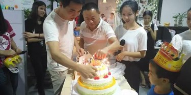 媳婦兒，就得哄......