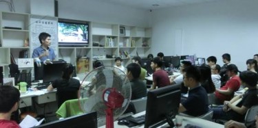 客戶為本，畢加展覽召開設(shè)計業(yè)務(wù)模擬溝通會議
